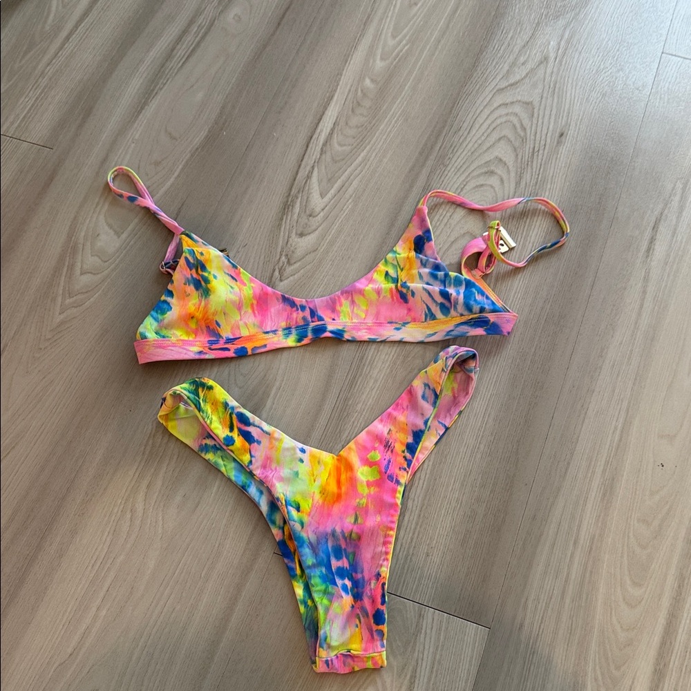 Kulani Kinis Vibrant Tie-Dye Bikini Set